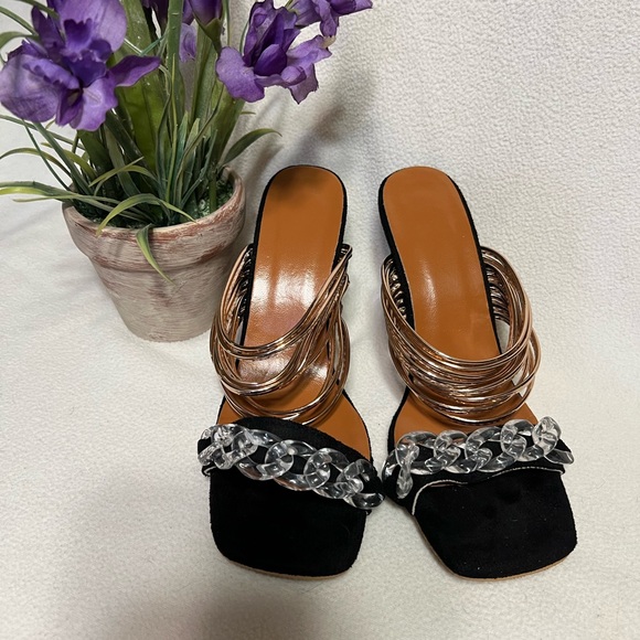 Dressy heels - Picture 2 of 13